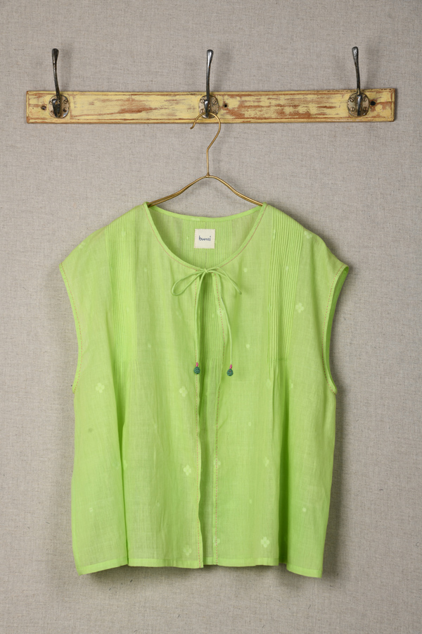 HIBISCUS SHORT GILET